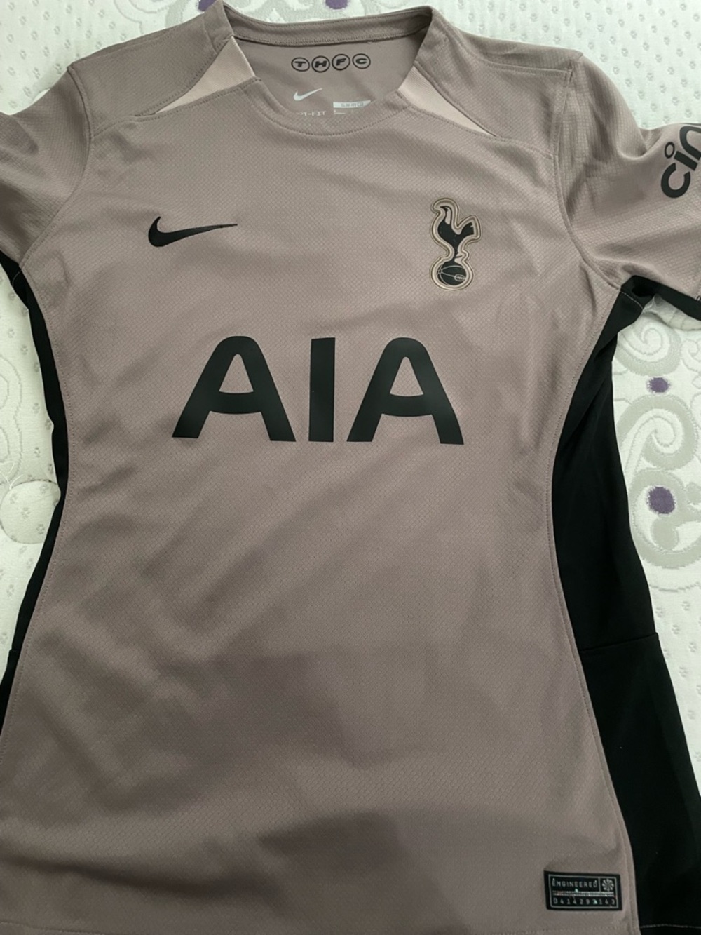 Nike Dri-FIT Slim Fit Jersey - Taupe with Pale Mint Accents